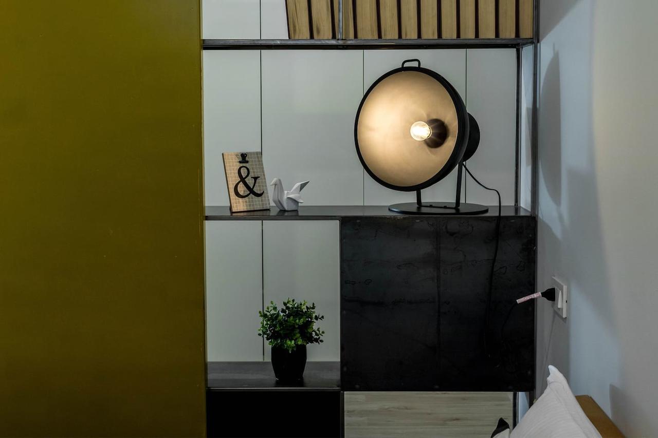Joivy Exclusive Apt For 4 In Navigli Near Parks Milaan Buitenkant foto