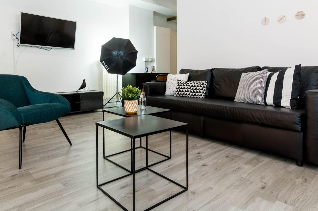 Joivy Exclusive Apt For 4 In Navigli Near Parks Milaan Buitenkant foto